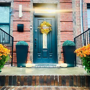 2 Bedroom Apartment, Close To Nyc & Downtown Jc! Apartment